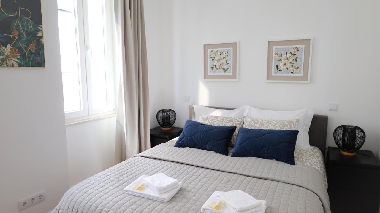 Apartment Ajuda Tagus River View Lisbon Luaran gambar