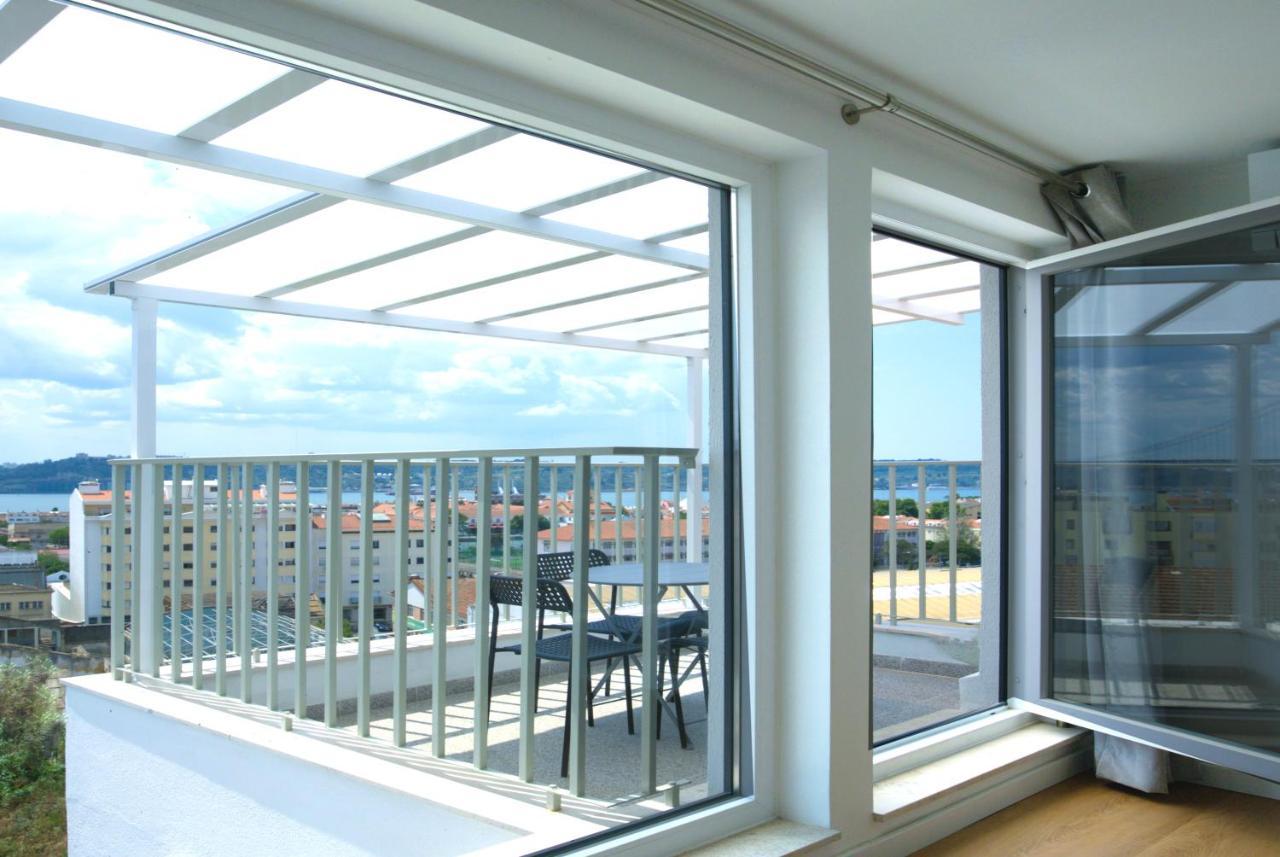 Apartment Ajuda Tagus River View Lisbon Luaran gambar